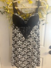 Rhonda Shear Nightgown Style 1242 Size XL Black White Damask Print Lace picture