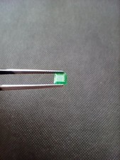 Natural Emerald Faceted Gemstone 0.65 CT Vibrant Vivid Emerald Green Color Swat picture