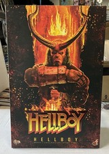 HOT TOYS MMS527 HELLBOY  1/6 SCALE FIGURE picture
