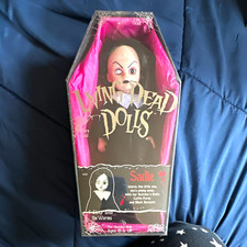 Mezco Living Dead Dolls Sadie 13th Anniversary Action Figure Ages 15 & Up picture