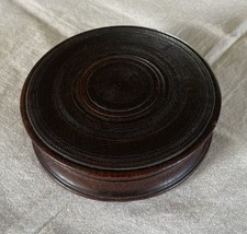 YORK MINSTER 1829 CIRCULAR OAK SNUFF BOX. picture
