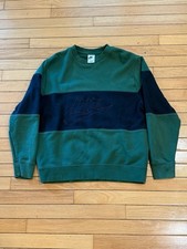Nike Club French Terry Color-Blocked Crewneck Sweatshirt Green/Black picture