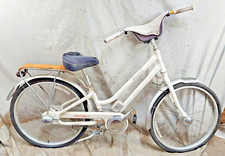 2012 Giant Suede Metro Series Cruiser Bicycle 16