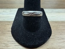 Rare Vintage 925 Sterling Silver Navajo leaf stamped ring band size 9 L1285 picture