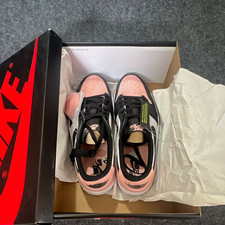Jordan Air Jordan 1 Low OG Bleached Coral Black/Pink/White CZ0790-061 2022 picture