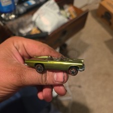 Vintage Hot Wheels Redline Classic ‘57 T-Bird Olive - Very Good Condition picture