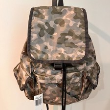 NWT le sportsac Voyager Backpack Camo Print Drawstring $120 Retail picture