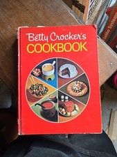 Vintage Betty Crocker's Cookbook Red Hardcover 1969 Pie Cover Bound Edition picture