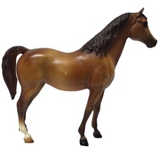 VTG Breyer Traditional Proud Arabian Mare Bay Horse Figurine #996 1997 picture