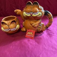 Vintage Garfield Little Teapot Short Stout with Lid And Matching Mug picture