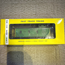 American Models 1:64 S Scale Green Unlettered Caboose w/ Cupola BLM C-60 picture