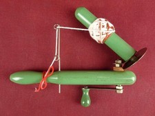 VINTAGE WOODEN YARN BALLER WINDER SWIFT HAND HELD KNITTING CROCHET WORKS GREAT picture