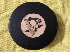 Vintage 1973-77 Pittsburgh Penguins Art Ross-Converse Game Hockey Puck NHL picture