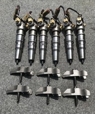 International Navistar MaxxForce DT Injectors 5010986R91 READ DESCRIPTION picture