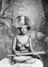 Portrait of a Samoan woman with headdress and necklace 1910 OLD PHOTO picture