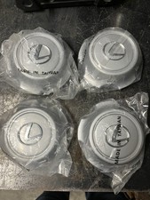 1996-1997 Lexus LX450 Hubcaps, center cap picture