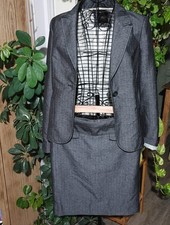 The Limited Collection: Women's Charcoal Gray Knee-Length Pencil Skirt Suit. picture