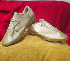 Nike CR7 CRISTIANO RONALDO Mercurial Soccer Cleats Gold White Men's size 10 picture