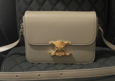 CÉLINE Pebble Teen Triomphe Shiny Calfskin picture