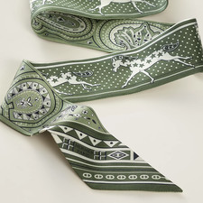 HERMES Twilly Cheval de Coeur Bandana Silk100% Roden/Khaki/Cream With Box New picture