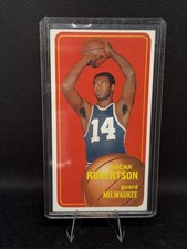 1970-71 Topps #100 Oscar Robertson picture