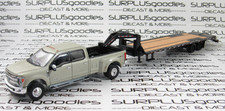 Greenlight 1:64 WhiteGold 2018 FORD F-350 F350 Dually Pickup w/Gooseneck Trailer picture