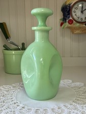 Vtg  McKee Jadeite Pinch Decanter/Stopper Extremely Hard To Find Uranium 1930s picture