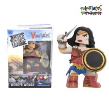 Vinimates DC Justice League Movie Wonder Woman Vinyl Figure picture