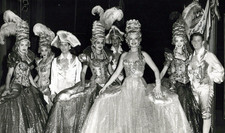 1950s UNSEEN CUBA CUBAN VEDETTE CHEESECAKE PARISIEN SHOW PORTRAIT PHOTO MA30 picture