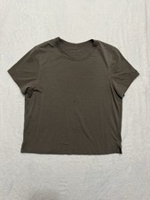 Lululemon Women's Olive Green Ribbed Crew Neck Short Sleeve Stretch Tee Sz 6 picture