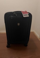 Victorinox Werks Traveler 7.0 Frequent Flyer Carry-On Business - New with Tags picture