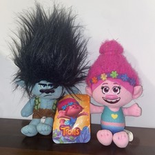 DreamWorks Trolls World Tour Plush Figures Poppy And Branch Set Blue Pink picture