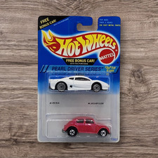 Vintage 1995 Hot Wheels Pearl Driver Series Jaguar XJ220 & VW Bug – Bonus Car picture