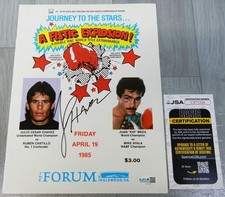 Rare 1985 Julio Cesar Chavez vs Ruben Castillo SIGNED Boxing Program JSA COA picture