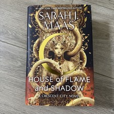 House of Flame and Shadow : Sarah J. Maas picture