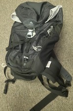 Decathlon Quechua MH100 20L Hiking Backpack Hydration Compatibile & Soft Pouch picture