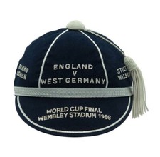 1966 England World Cup Commemorative Honours Cap Starting 11 players - 4week picture