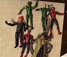 ToyBiz Spider man Super Posable Action Figures picture