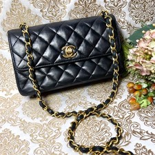 Authentic CHANEL Vintage Classic Mini Matelasse Turn-lock Chain Bag Black Gold picture