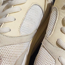 adidas Yeezy Boost 700 Men’s Low Top Lace Up Sneaker Analog EG7596 picture