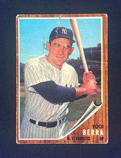 1962 Topps Vintage Yogi Berra #360 New York Yankees Baseball Card PR Crease picture
