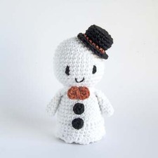 Hoooked DIY Crochet Kit  Ghost Boo PAK362 picture