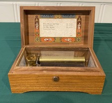 Reuge Sainte Croix Switzerland Swiss Music Box 4/50 Strauss 4 Songs 50 Note picture