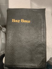 Vintage Holy Bible GOLD SEAL Home Edition National. picture