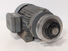 Dietz DR80B/4 Q 3ph AC motor, 0.55kW, 1410/1690 RPM, 190-255/330-440V w/pulley picture