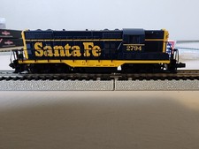 N-scale Atlas Santa Fe ATSF GP-7 Ph. 2 #2794 48222 Tested Runs Well 1035 picture