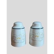Royal Doulton Lambethware Water Lily Salt and Pepper Shakers Set Vintage 1977 picture