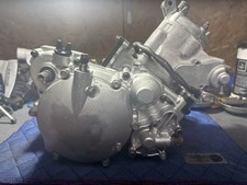 YZ125 1994-2001 Engine Part ￼ picture