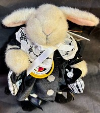 Muffy VanderBear Collection PORTRAIT IN BLACK & WHITE Hoppy VanderHare NWT 1997 picture