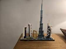 ARCHITECTURE: Dubai Skyline (740 Pieces) NO BOX Comes With Instructions picture